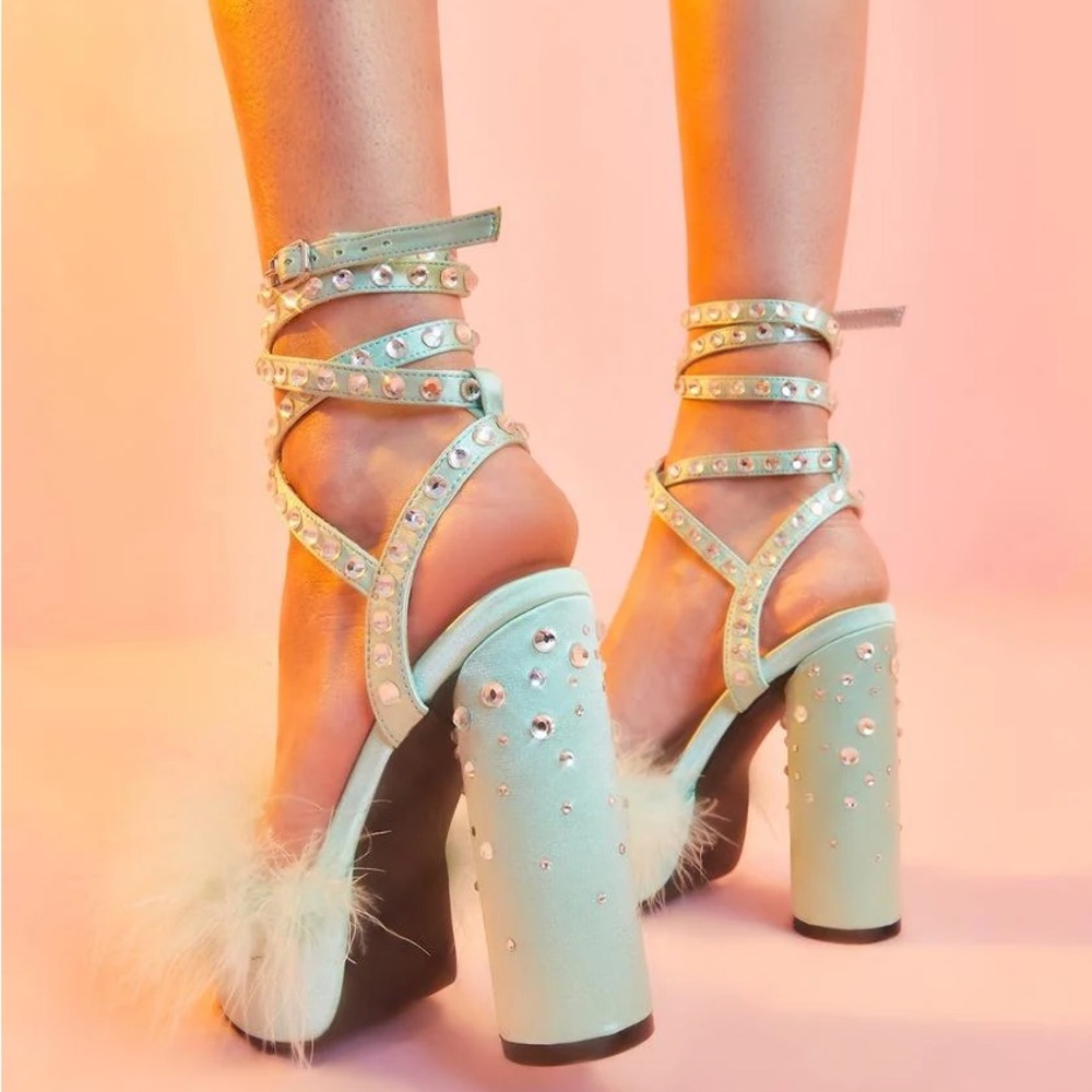 Mint jeweled marabou feather platforms size 7 - Picture 4 of 4
